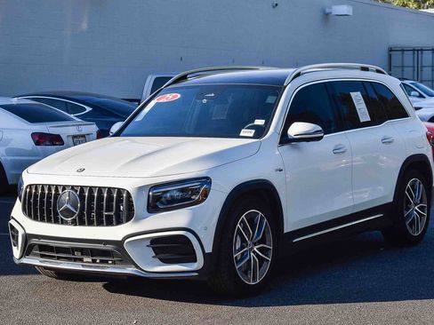 Used 2025 Mercedes-Benz GLB 35 AMG 4MATIC image 3
