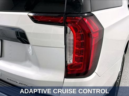 Used 2024 GMC Yukon XL Denali Ultimate AWD/4WD image 31
