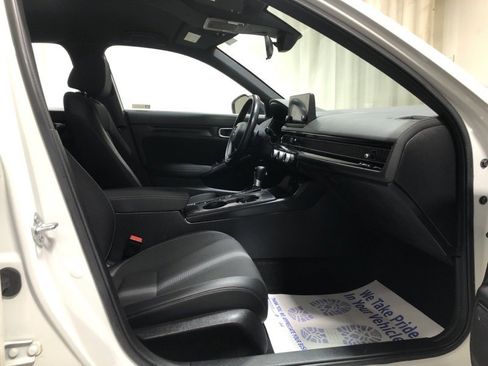 Used 2023 Honda Civic Sport image 12