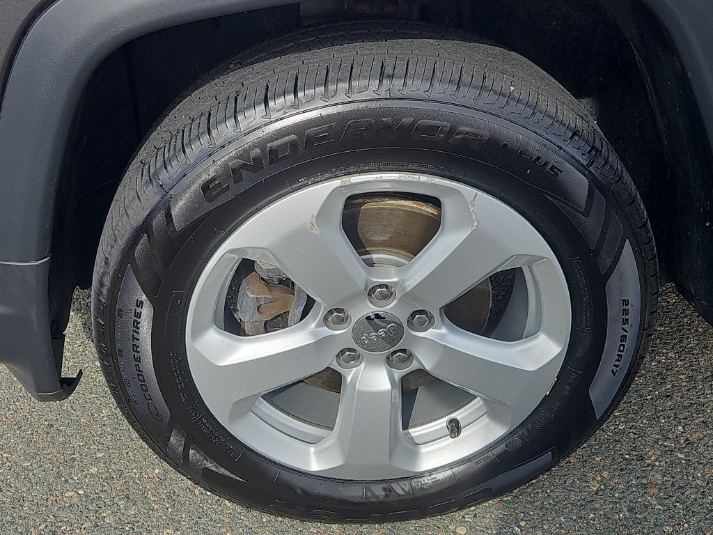 Used 2019 Jeep Compass Latitude w/ Safety & Security Group AWD/4WD image 7
