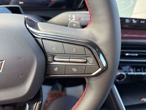 New 2026 Chevrolet Traverse RS image 12