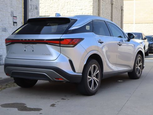 Used 2024 Lexus RX 350 Premium w/ Accessory Package (Z1) FWD image 3