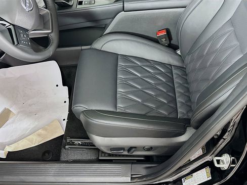 New 2026 Nissan Rogue Platinum w/ Platinum Premium Package image 27