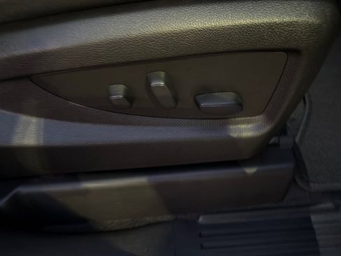 Used 2020 Chevrolet Tahoe LS image 24