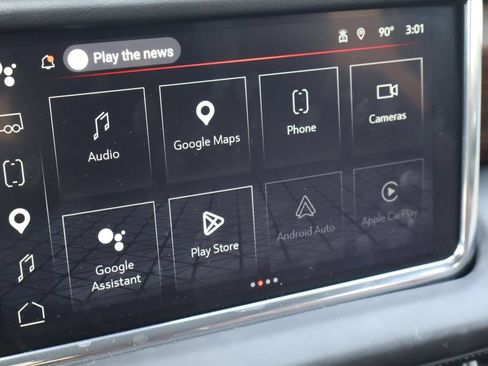 Used 2023 GMC Yukon Denali Ultimate AWD/4WD image 10