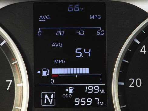 Used 2022 Nissan Versa S w/ Electronics Package image 31