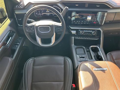 Used 2024 GMC Sierra 3500 Denali w/ Denali Reserve Package image 24