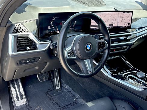 Used 2024 BMW X5 sDrive40i w/ M Sport Package RWD image 16