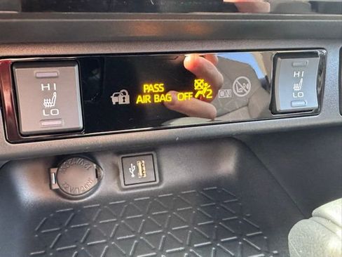 Certified 2025 Toyota RAV4 XLE w/ Convenience Package image 16