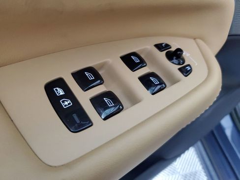 Certified 2023 Volvo XC90 B6 Ultimate w/ Lounge Package AWD/4WD image 22
