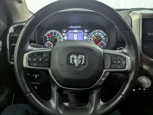 Used 2021 RAM 1500 Laramie w/ Off Road Group image 17