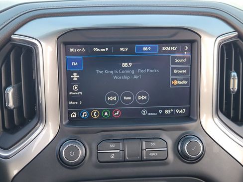 Used 2021 Chevrolet Silverado 1500 LTZ w/ LTZ Premium Package image 17