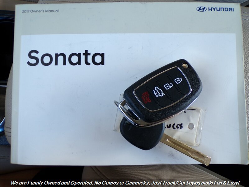 Used 2017 Hyundai Sonata SE FWD image 36