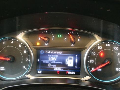 Used 2024 Chevrolet Equinox RS w/ LPO, Floor Liner Package AWD/4WD image 25
