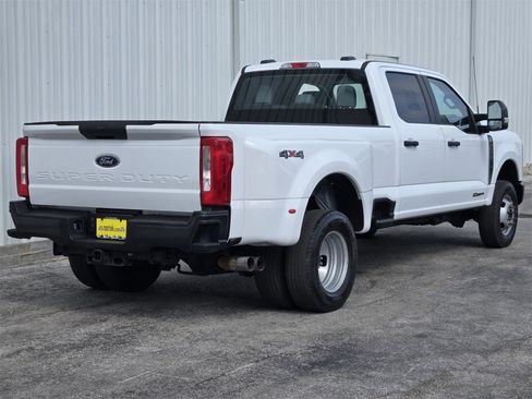 Used 2023 Ford F350 XL image 5