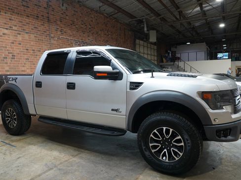 Used 2014 Ford F150 Raptor w/ Equipment Group 801A Luxury image 2
