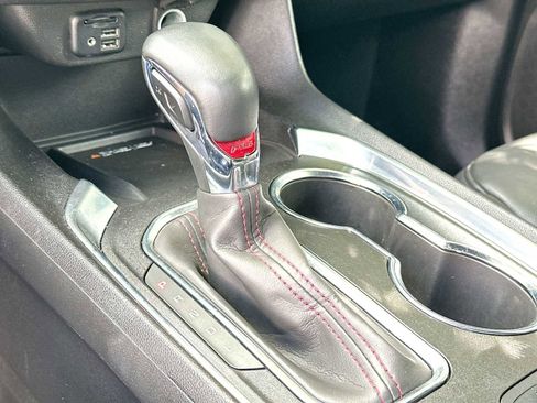 Used 2023 Chevrolet Traverse RS image 21