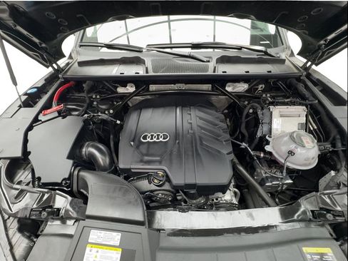 Used 2023 Audi Q5 2.0T Premium w/ Convenience Package AWD/4WD image 16