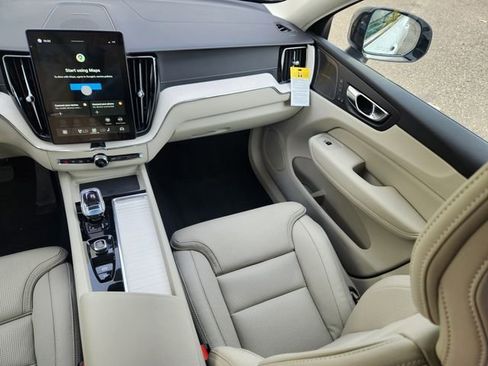 New 2026 Volvo XC60 B5 Ultra w/ Protection Package Premier image 12