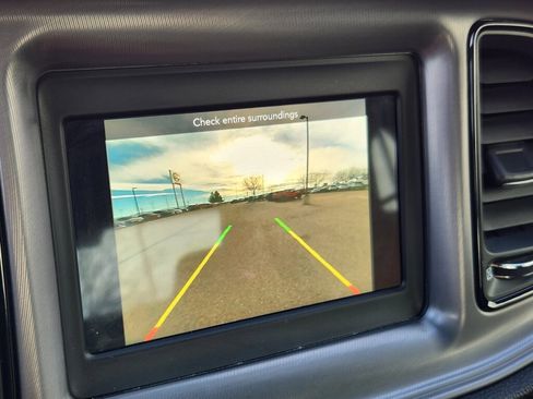 Used 2023 Dodge Challenger SXT image 21