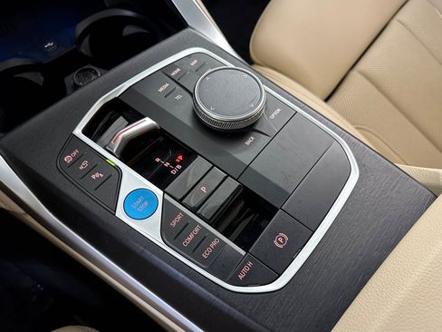 Used 2023 BMW i4 eDrive40 w/ M Sport Package RWD image 18