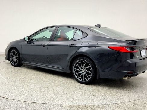 Used 2025 Toyota Camry XSE image 7