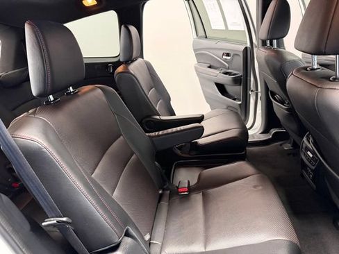 Used 2022 Honda Pilot Black Edition image 28