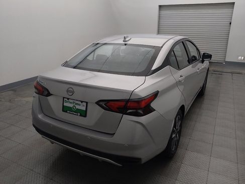 Used 2025 Nissan Versa SV image 7