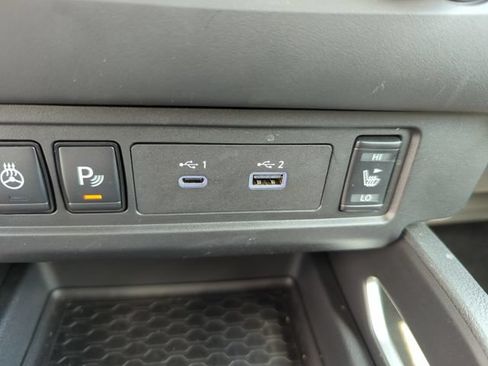 Certified 2024 Nissan Frontier SV w/ SV Convenience Package AWD/4WD image 38