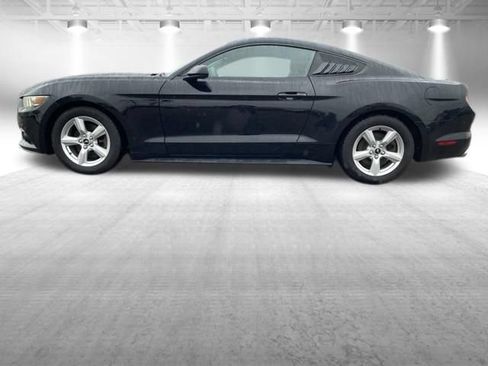 Used 2015 Ford Mustang Coupe RWD image 10