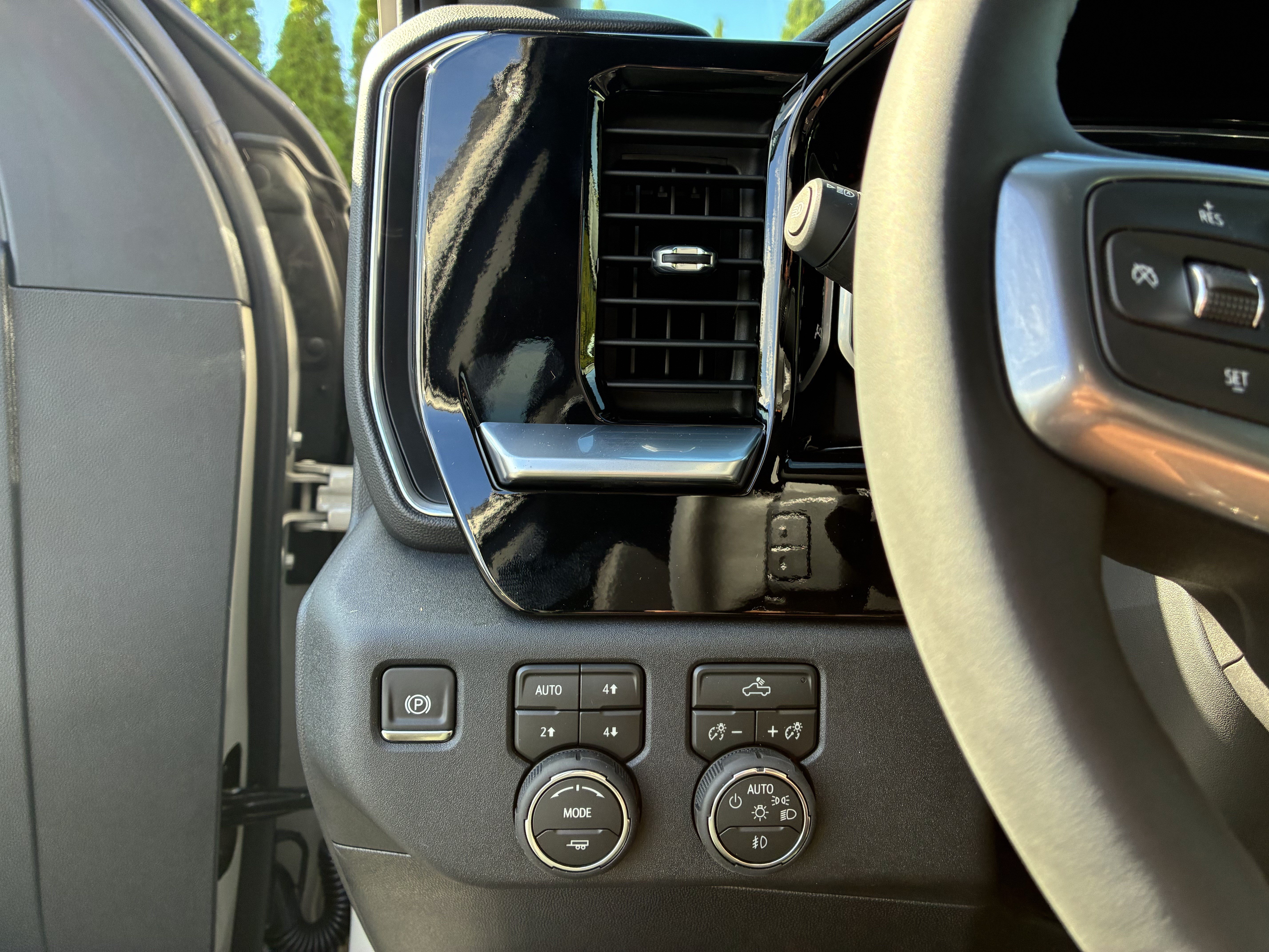 New 2026 Chevrolet Silverado 1500 RST AWD/4WD image 27