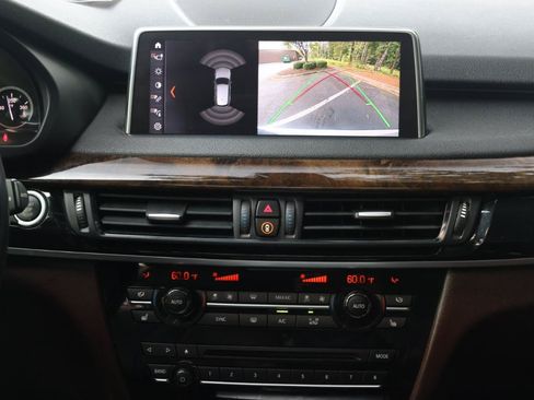 Used 2018 BMW X5 sDrive35i RWD image 10