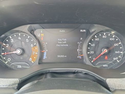 Used 2024 Jeep Compass Latitude AWD/4WD image 27