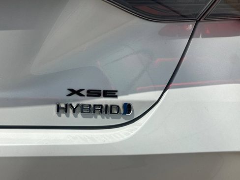 Used 2019 Toyota Avalon XSE w/ All Weather Liner Package FWD image 32