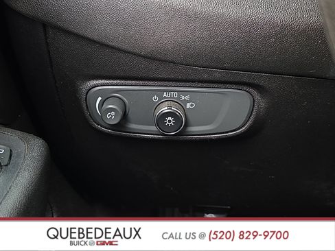 Used 2019 Chevrolet Equinox LS FWD image 20