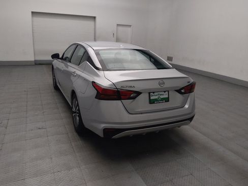 Used 2023 Nissan Altima 2.5 SV image 6