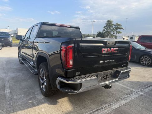 Used 2024 GMC Sierra 1500 SLT RWD image 4