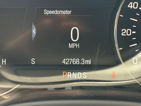 Used 2017 Lincoln MKC Reserve w/ Lincoln MKC Climate Package AWD/4WD image 5