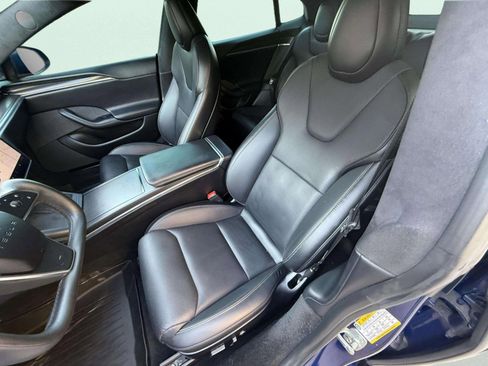 Used 2021 Tesla Model S Plaid image 12