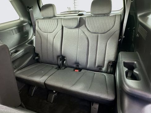 Used 2022 Hyundai Palisade SE AWD/4WD image 12