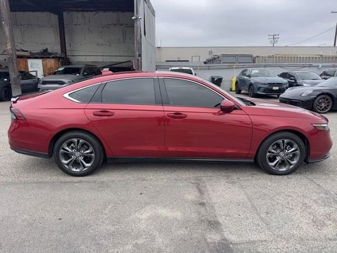 Used 2023 Honda Accord EX image 4