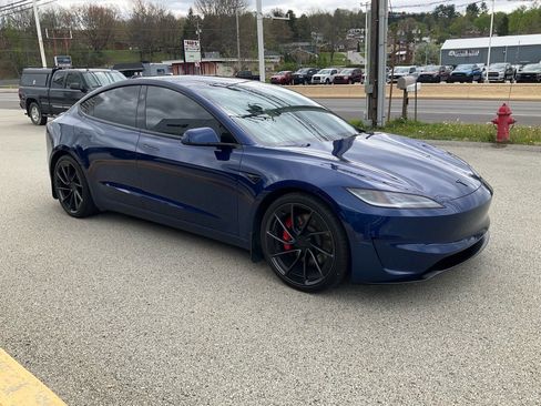 Used 2025 Tesla Model 3 Performance image 3