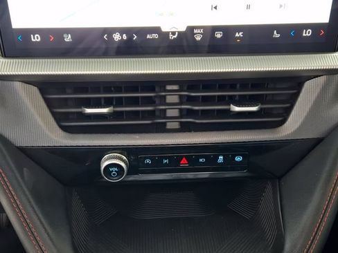 Used 2025 Ford Explorer ST-Line RWD image 21