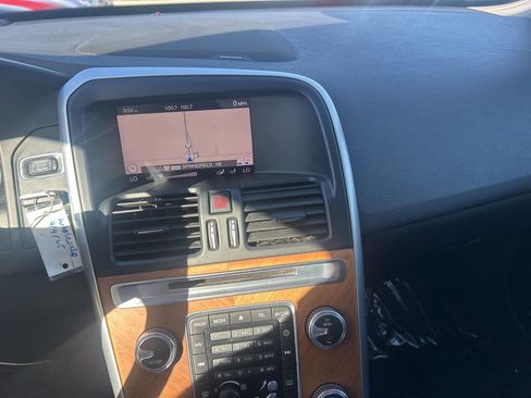 Used 2017 Volvo XC60 T5 Inscription w/ Advanced Package image 24