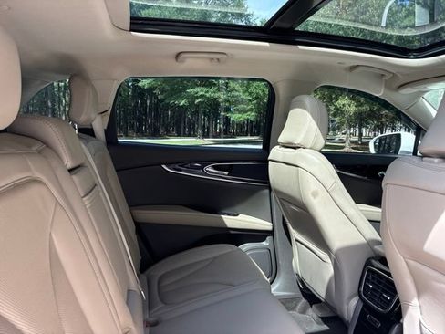 Certified 2022 Lincoln Nautilus Reserve FWD image 23