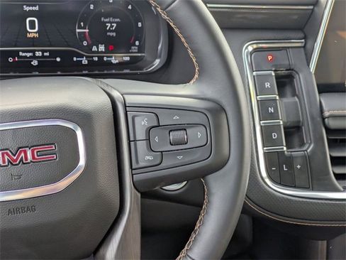 Used 2024 GMC Yukon AT4 image 19