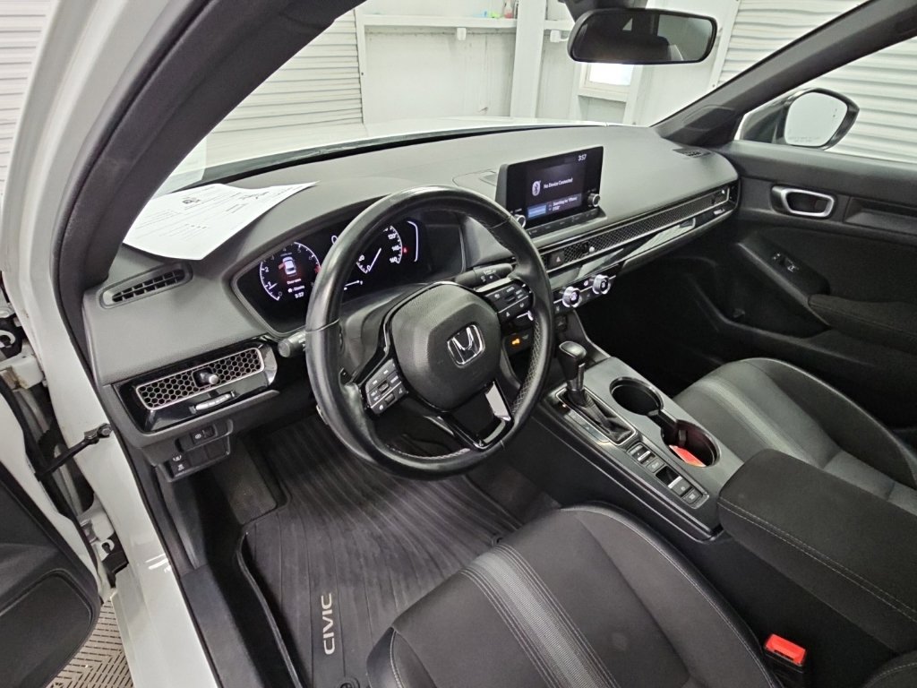 Used 2023 Honda Civic Sport image 12