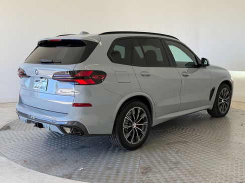 New 2026 BMW X5 xDrive50e w/ M Sport Package AWD/4WD image 9