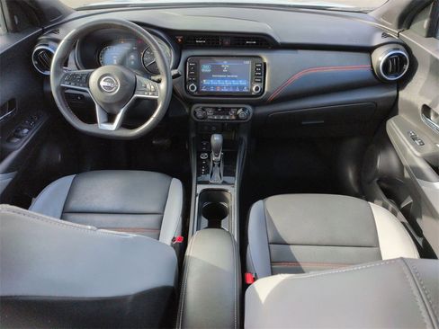 Used 2023 Nissan Kicks SR w/ SR Premium Package image 15