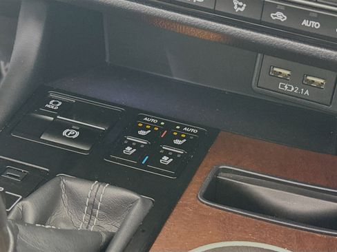 Used 2020 Lexus RX 350L FWD w/ Premium Package image 22